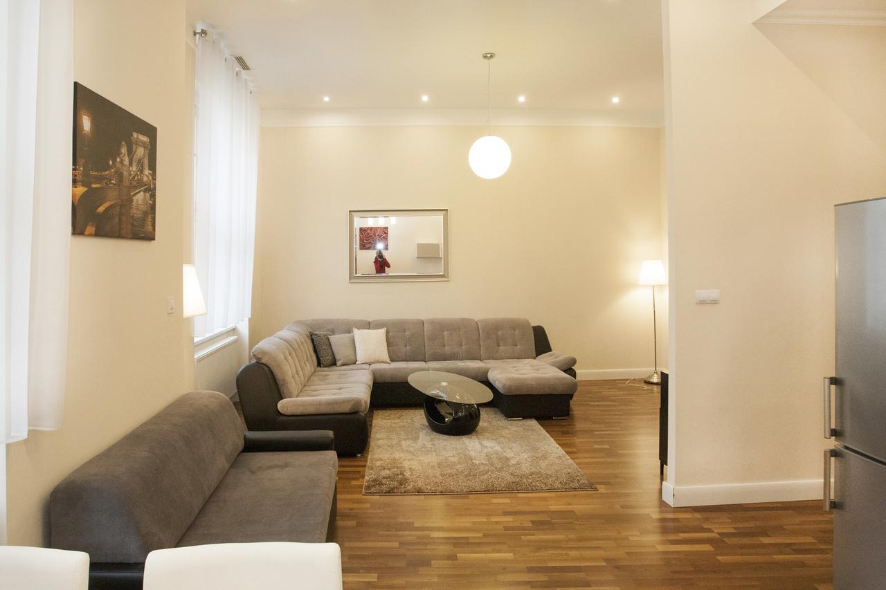 Anna Apartment Budapest Bagian luar foto